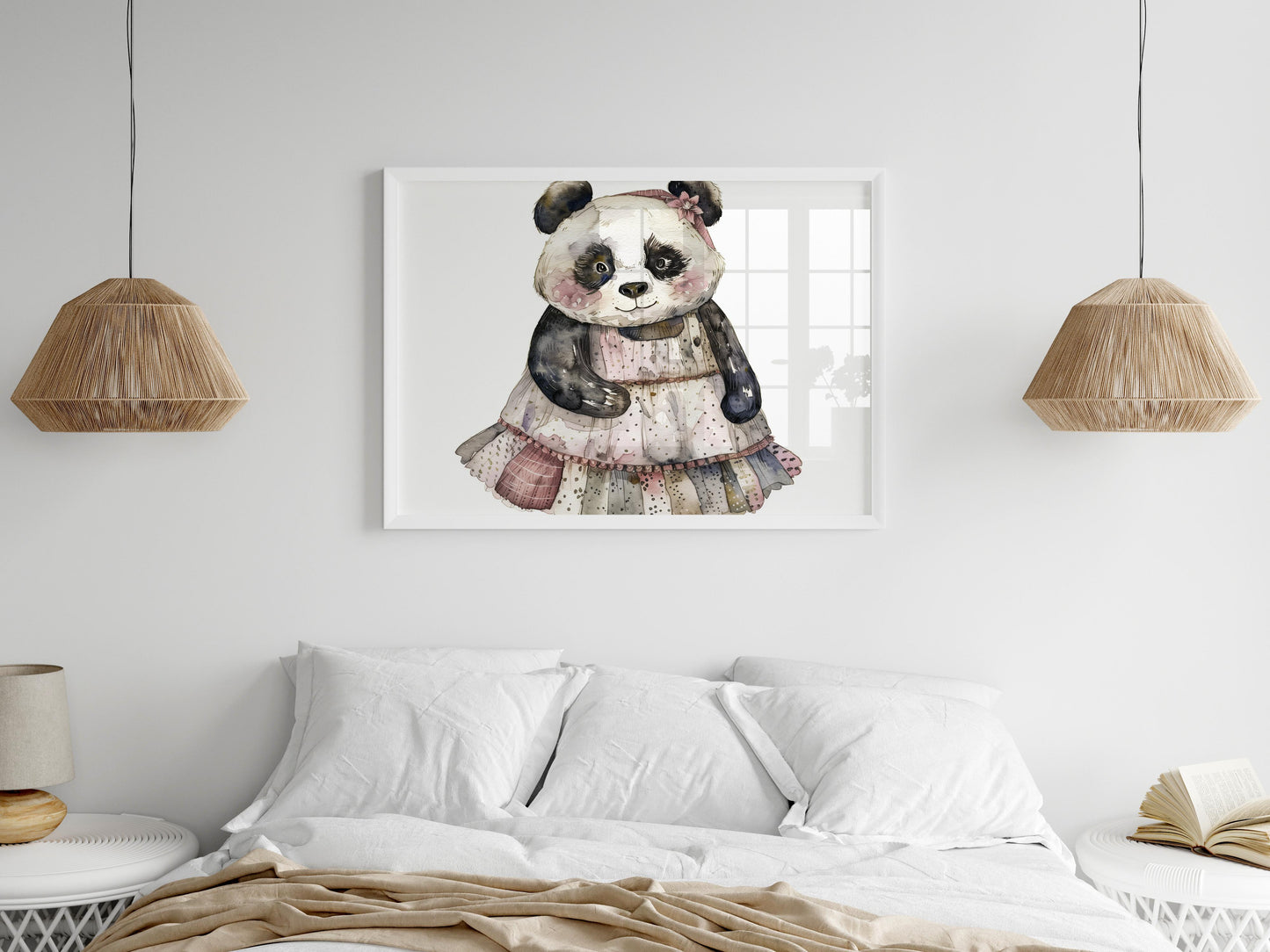 Märchenhafter Panda im Kleid- mystisch, Mythologie, rosa Wangen, Aquarell, florale Muster